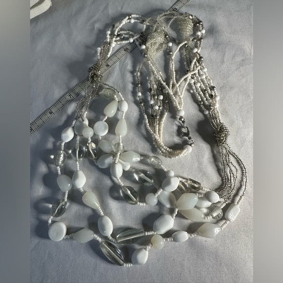 Long glass and seed bead statement necklace - Picture 5 of 5